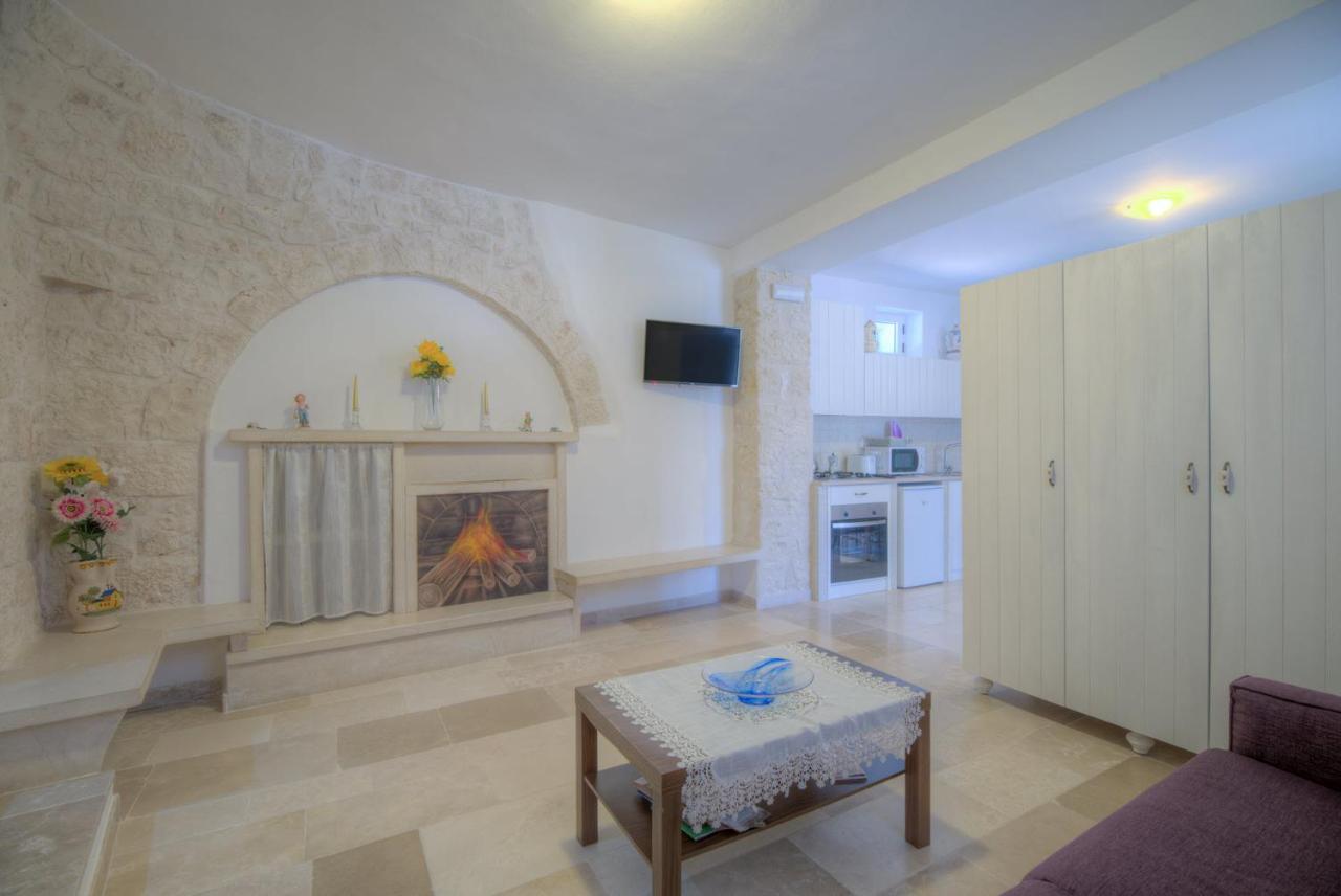 Appartamento Trulli La Piazzetta by Typney Cocolicchio Esterno foto